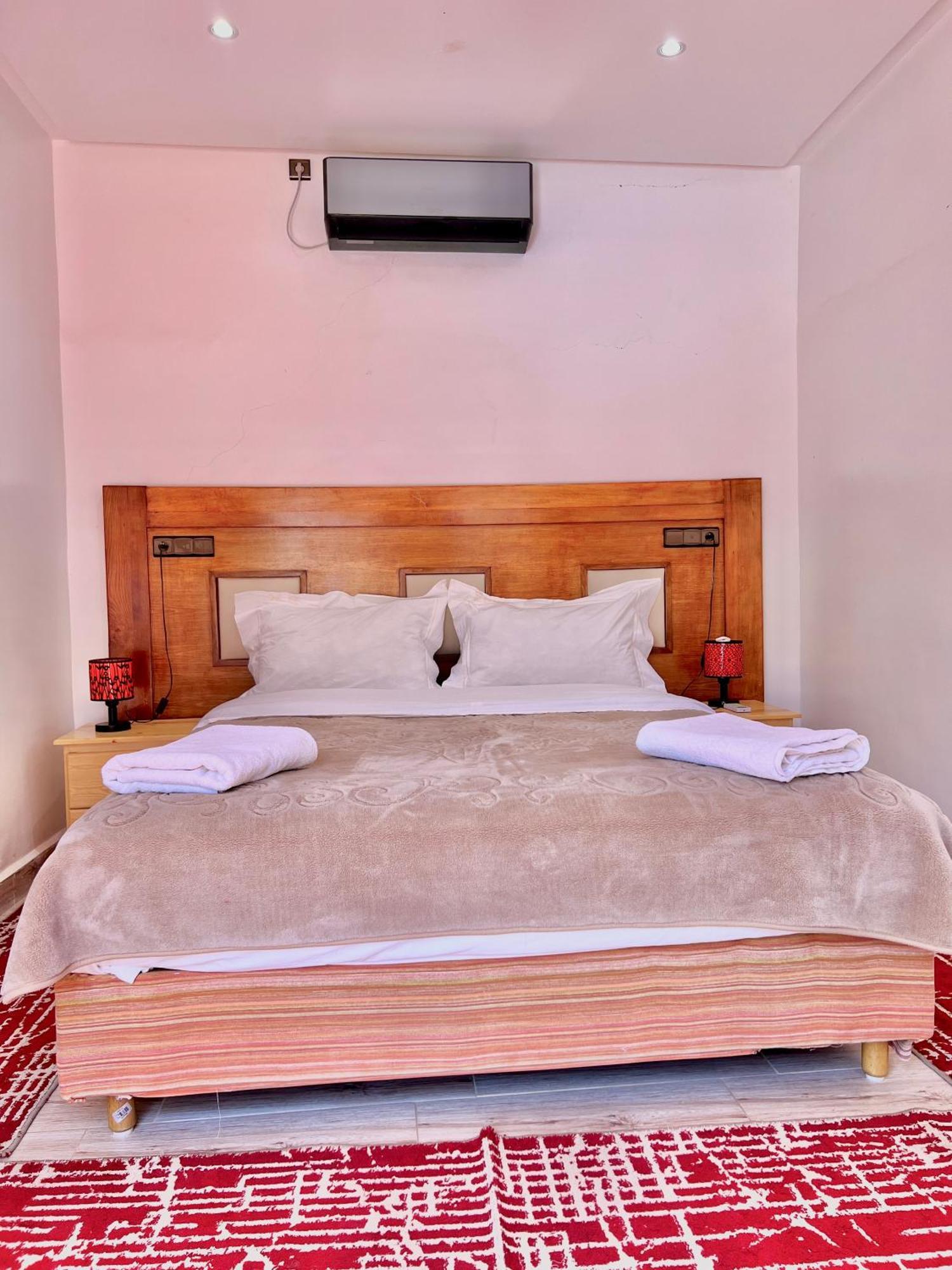 Hotel L'Arganier D'Ammelne ทาเฟราสท์ ภายนอก รูปภาพ